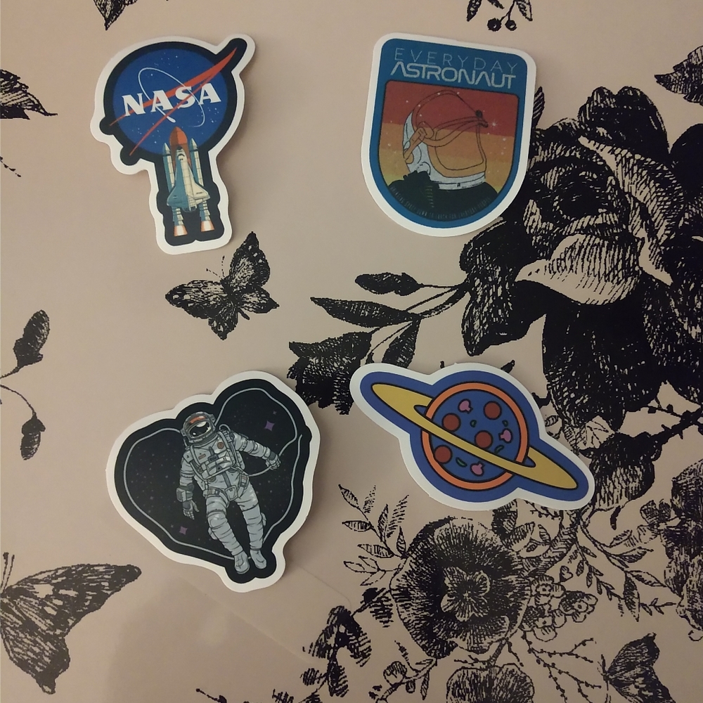 4 pack of space themed stickers. NEW (Set 1)